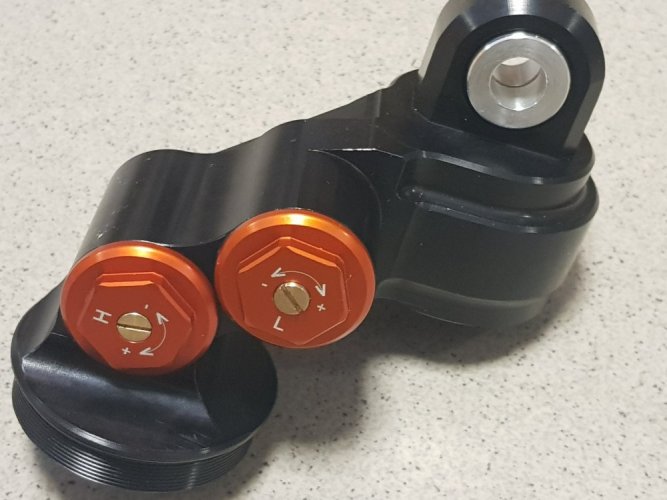 DIRTY KINGDOM WP Shock Full Kit - KTM SX85