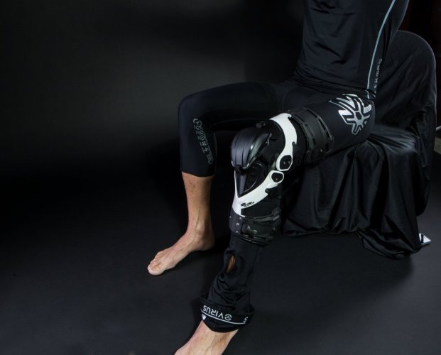 ASTERISK Zero G Knee Brace Pant kalhoty