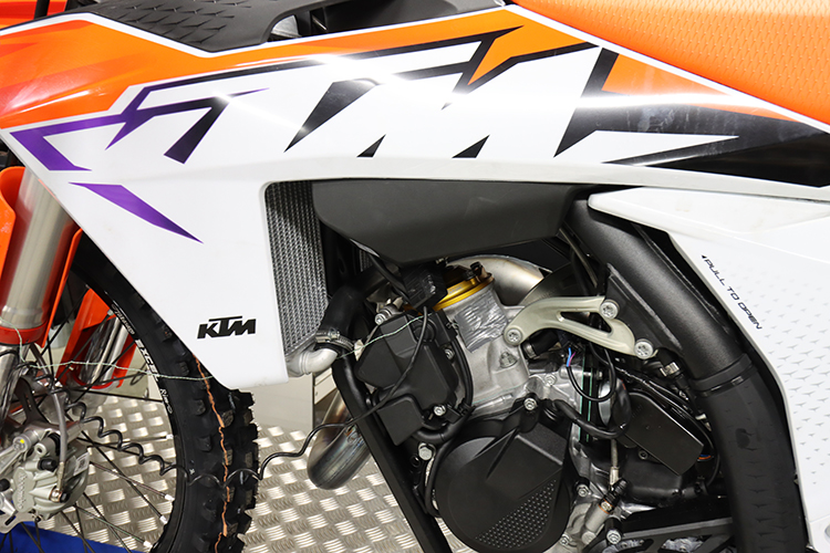 VHM hlava válce - KTM SX125 / Husqvarna TC125 (2023 - 2024)
