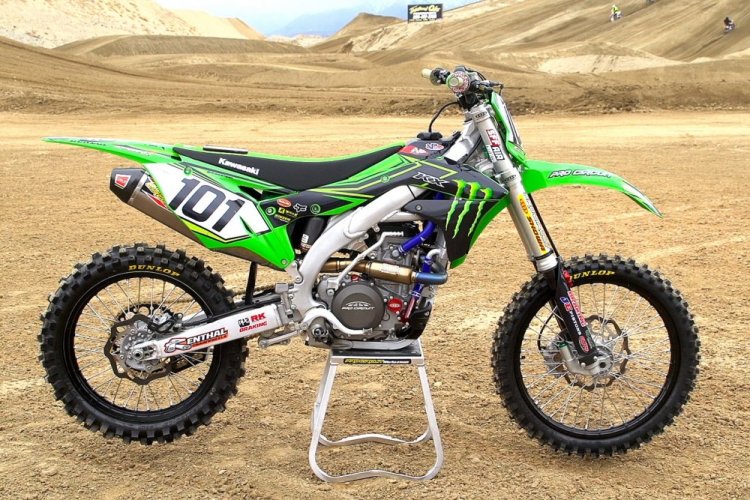 PRO CIRCUIT víko spojky - KAWASAKI KXF450